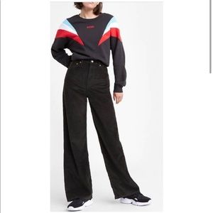 SOLD!!! Levi’s Ribcage Wide Leg Corduroy Pants